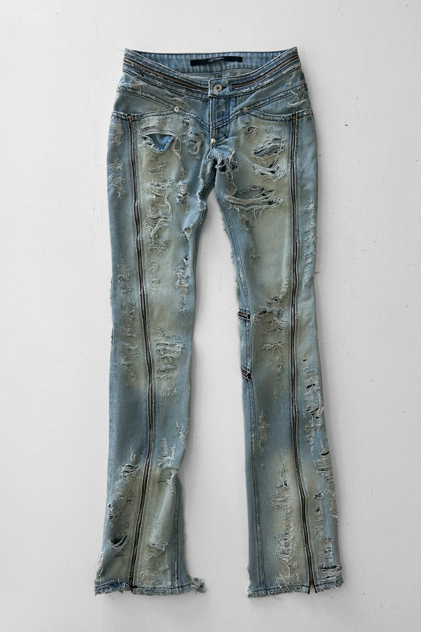 DISTRESSED ZIPPED BIKER JEANS