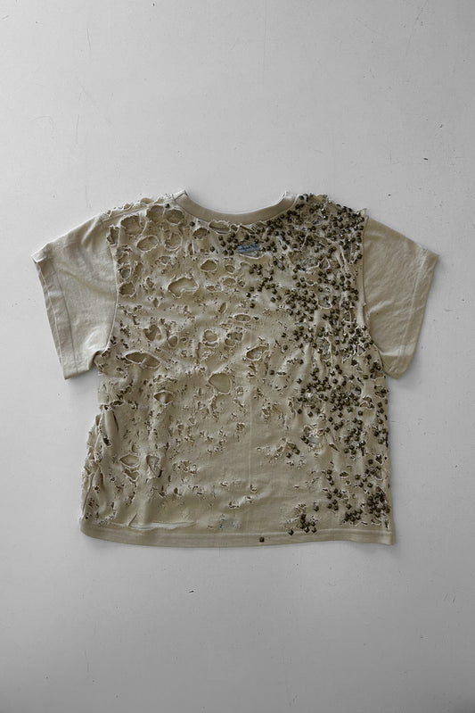 DISTRESSED STUDDED TOP