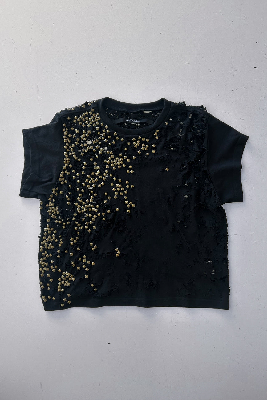 DISTRESSED STUDDED TOP