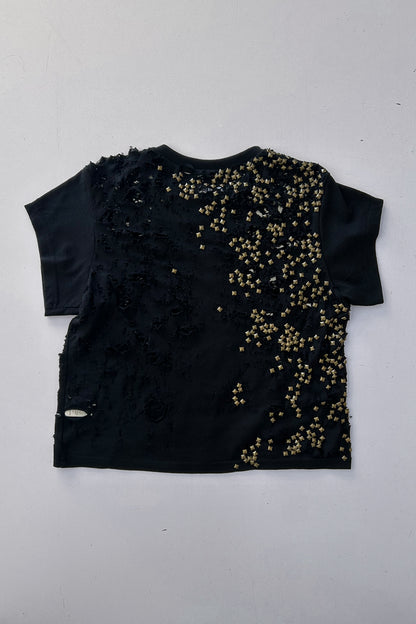 DISTRESSED STUDDED TOP